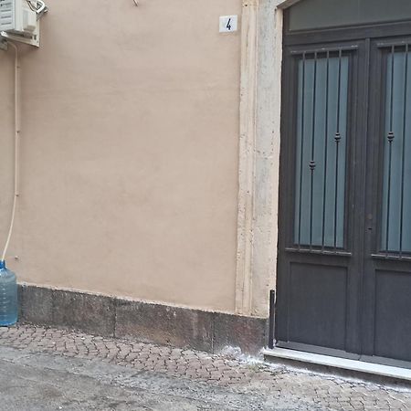 カターニア La Casa Del Baroneヴィラ エクステリア 写真